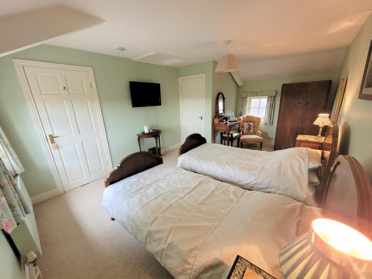 Burton Grange Bed & Breakfast 4*