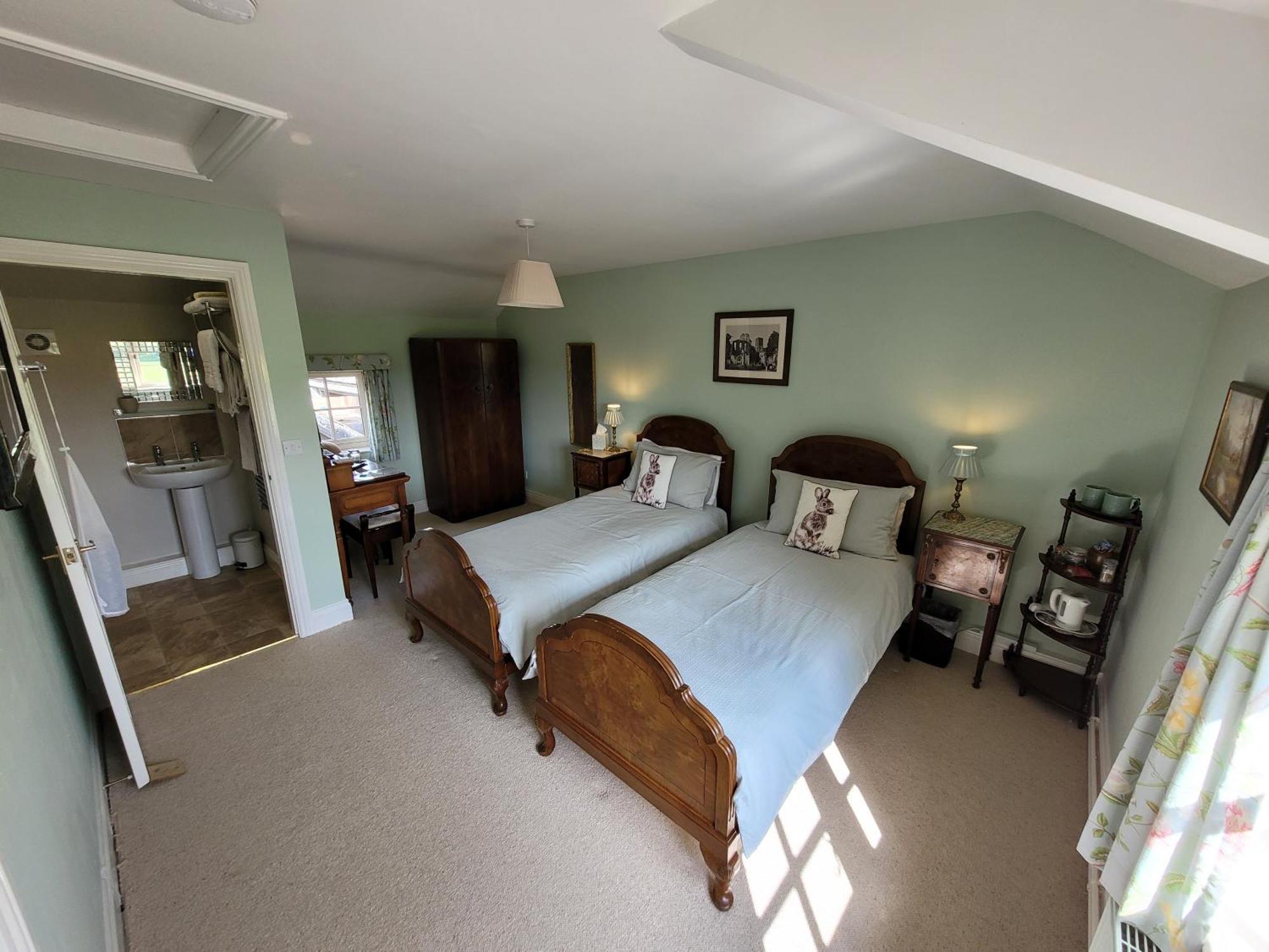 Burton Grange Bed & Breakfast 4*